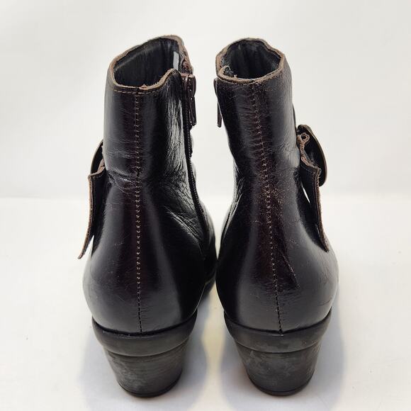 Naot Women Dark Brown Leather Ankle Boot Booties Size 38 US 7 Low Heel Comfort - Picture 7 of 9